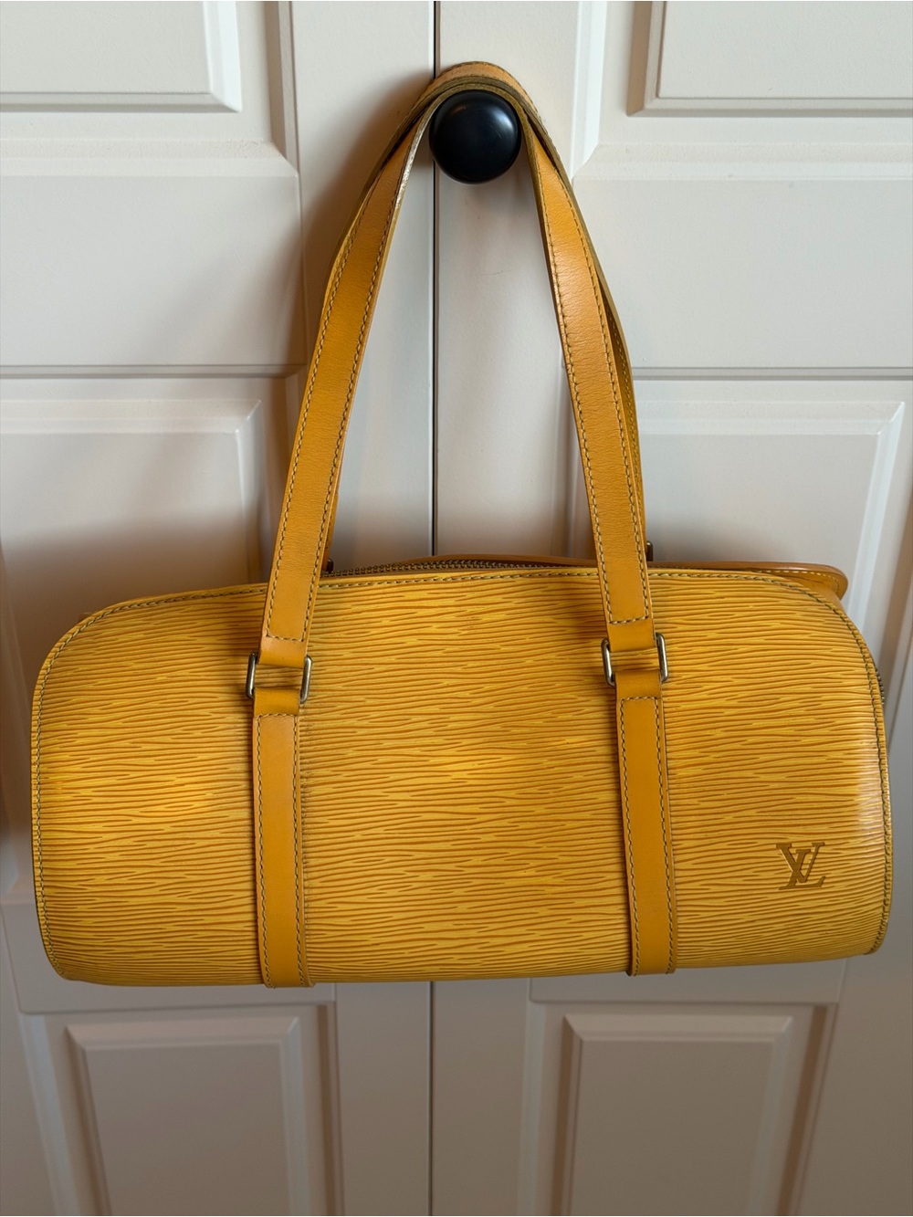 Louis Vuitton Tassil Yellow Epi Leather Soufflot Bag - Picture 4 of 15